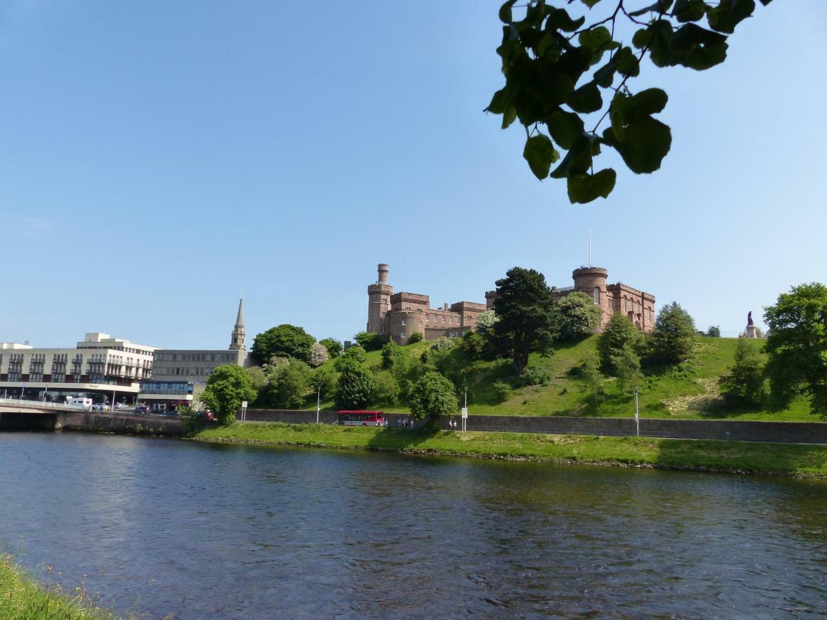Castle Viewpoint B&B Inverness Exteriör bild
